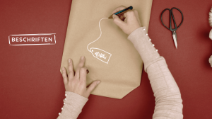 Geschenke einpacken5